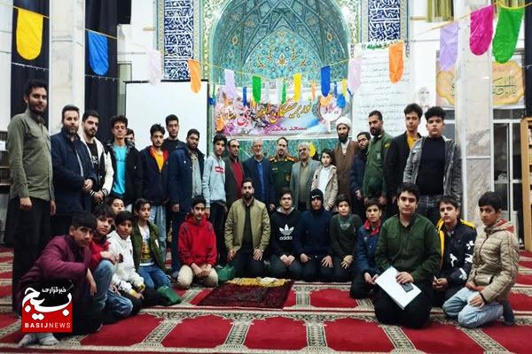امروز ایران بهعنوان یک ابرقدرت در دنیا شناخته میشود امروز ایران بهعنوان یک ابرقدرت در دنیا شناخته میشود