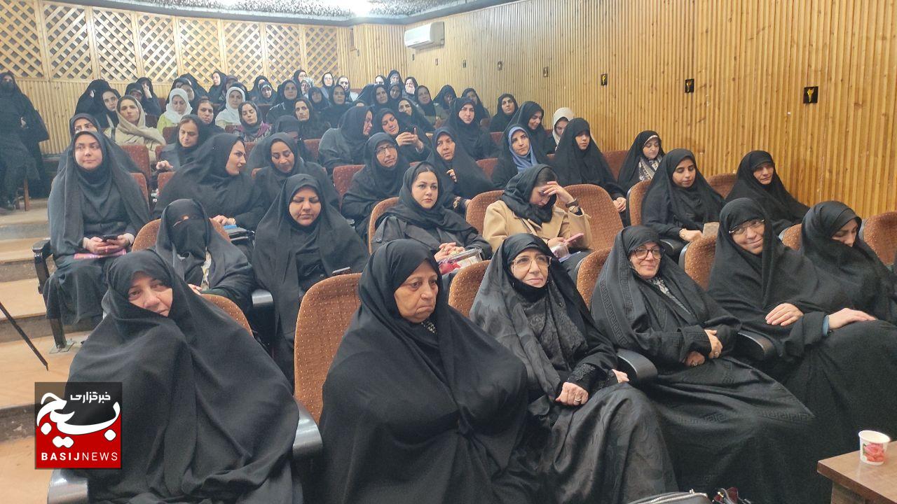 برگزاری هفتمین همایش بینالمللی بانوی مهر با محوریت «زن و مقاومت اسلامی در تالش» برگزاری هفتمین همایش بینالمللی بانوی مهر با محوریت «زن و مقاومت اسلامی در تالش»