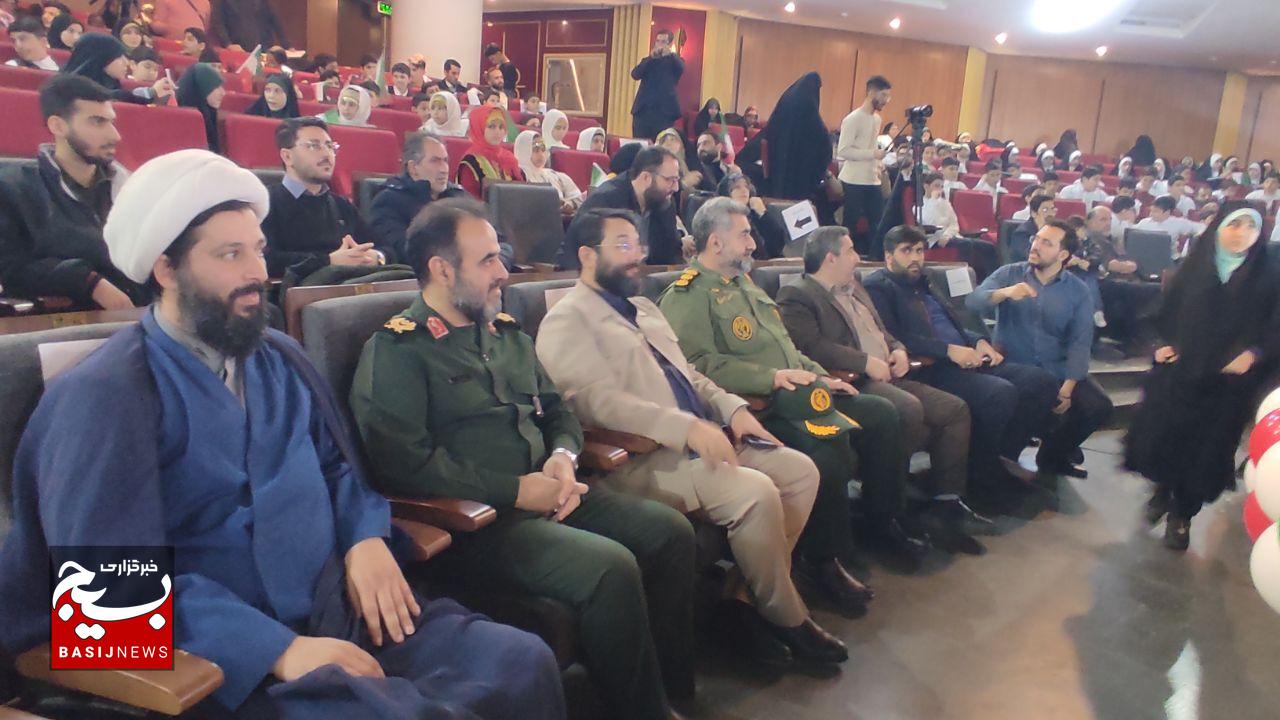 سومین جشن سرود فجر انقلاب اسلامی در رشت برگزارشد