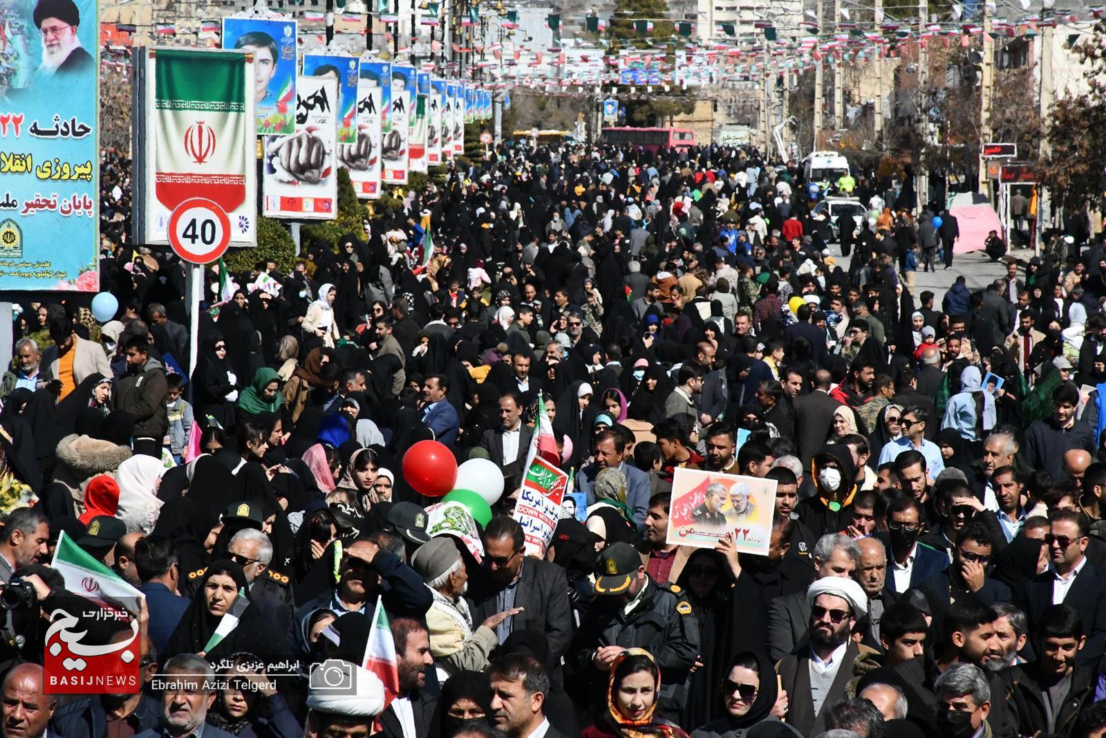 جلوه هایی تماشایی از حضور حماسی مردم یاسوج در راهپیمایی ۲۲ بهمن