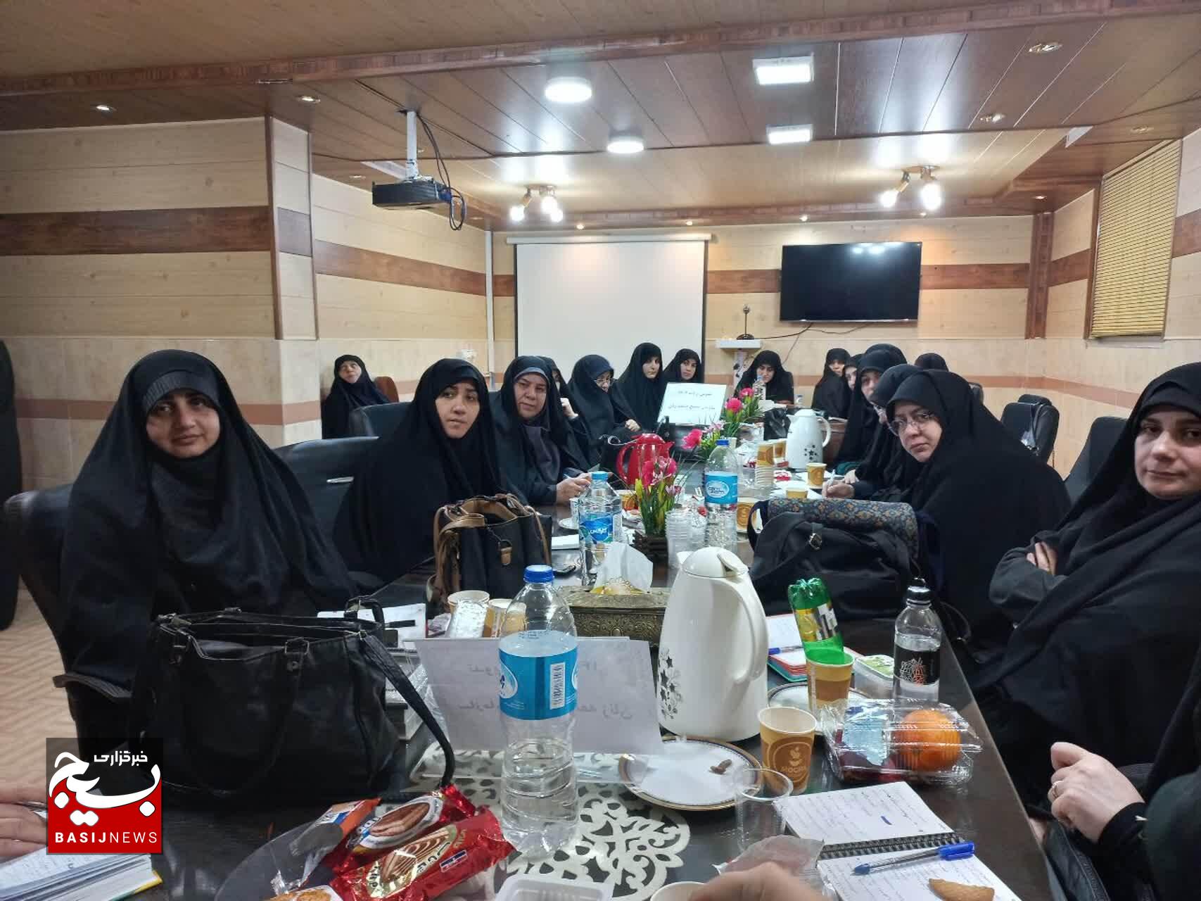 جلسه تدوین برنامه‌های سال ۱۴۰۴