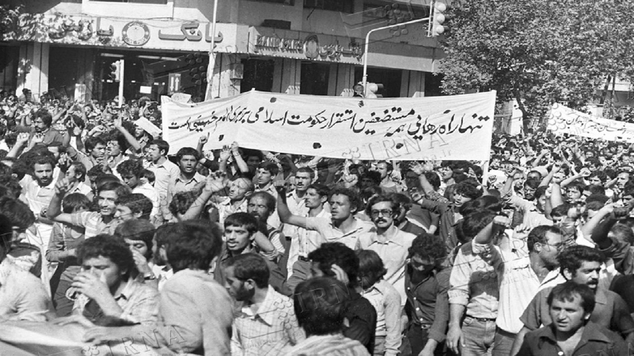 مروری بر خاطرات هفتم بهمن ۵۷ گرگان مروری بر خاطرات هفتم بهمن ۵۷ گرگان