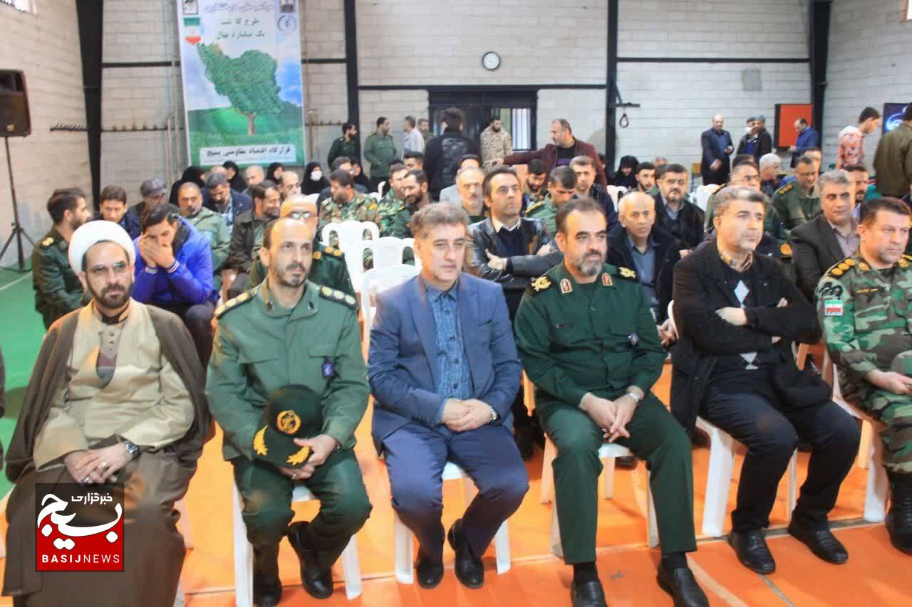غرس ۵۰۰۰ نهال همزمان با مراسم سراسری درختکاری سپاه پاسداران انقلاب اسلامیمکان:اردوگاه قدس سپاه ناحیه رودسر #بسیج_ن