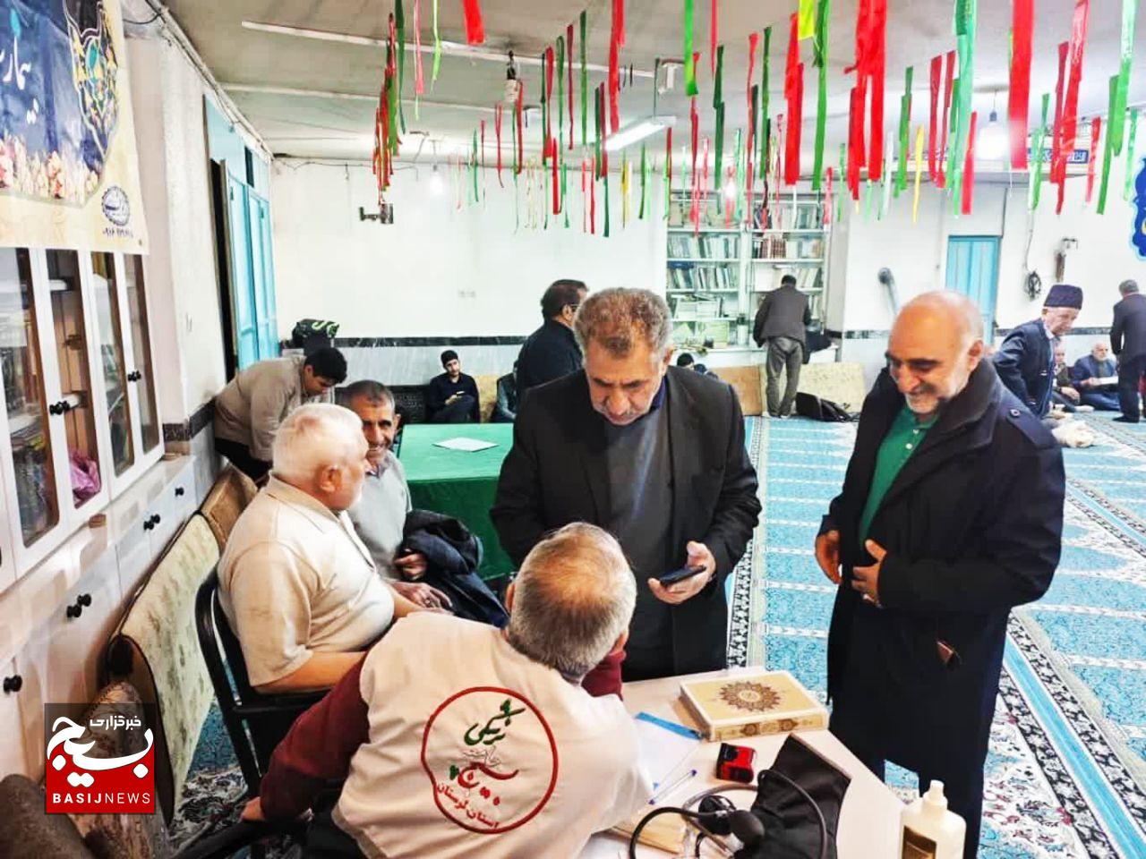 اردوی جهادی پزشکی رایگان در مسجد حضرت قائم (عج) خرم‌آباد