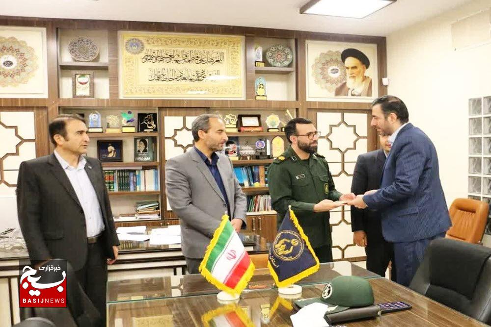 آیین تکریم و معارفه فرمانده پایگاه بسیج کارمندی اداره کل کمیته امداد امام خمینی (ره) استان همدان