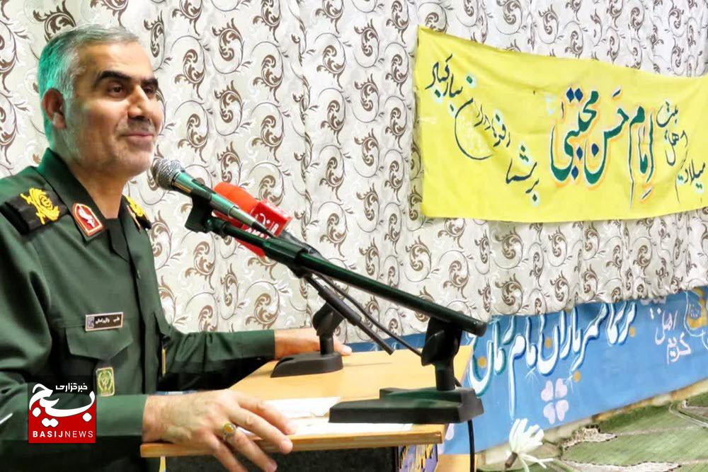سربازان، حافظان ارزش‌های انقلاب اسلامی هستند