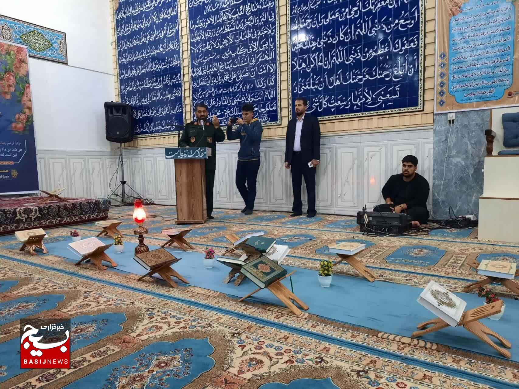 تجلیل از خیرین و فعالان ساخت مسجد حضرت محمد رسول الله (ص) شهرک بهرامی علیا +عکس تجلیل از خیرین و فعالان ساخت مسجد حضرت محمد رسول الله (ص) شهرک بهرامی علیا +عکس