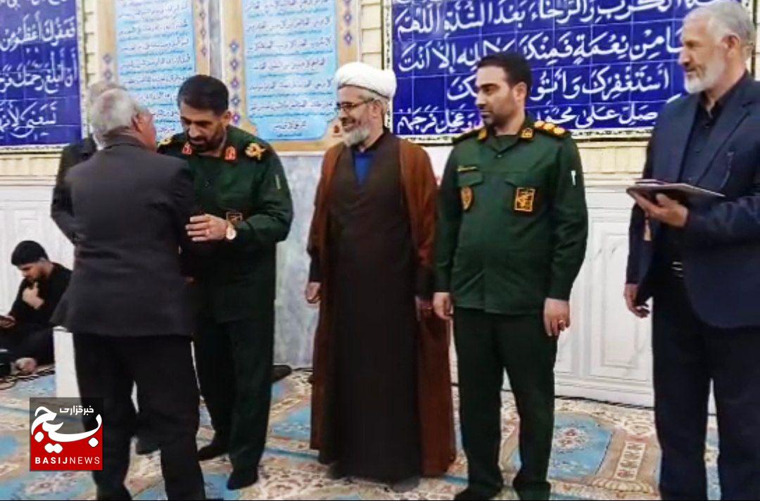 تجلیل از خیرین و فعالان ساخت مسجد حضرت محمد رسول الله (ص) شهرک بهرامی علیا +عکس تجلیل از خیرین و فعالان ساخت مسجد حضرت محمد رسول الله (ص) شهرک بهرامی علیا +عکس