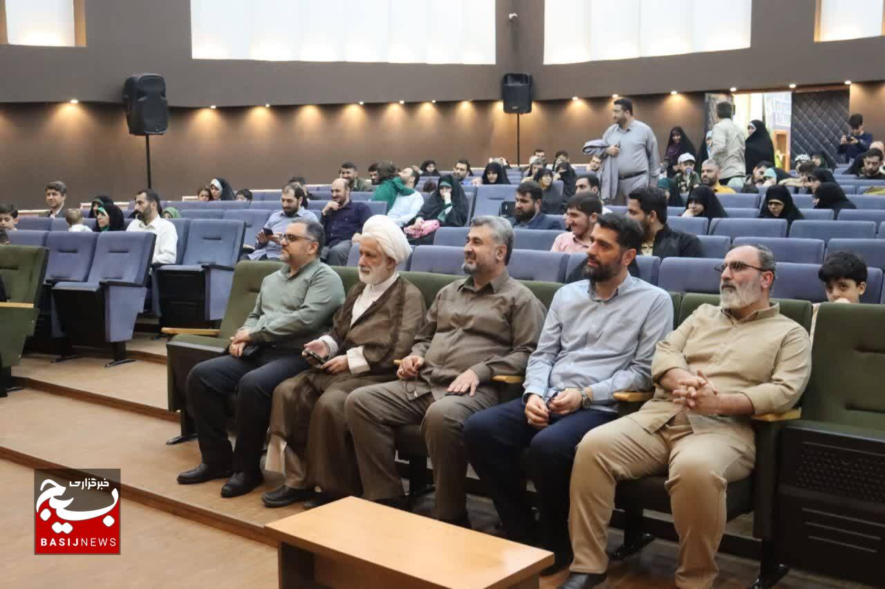 تبیین گفتمان شهیدان یک ضرورت است