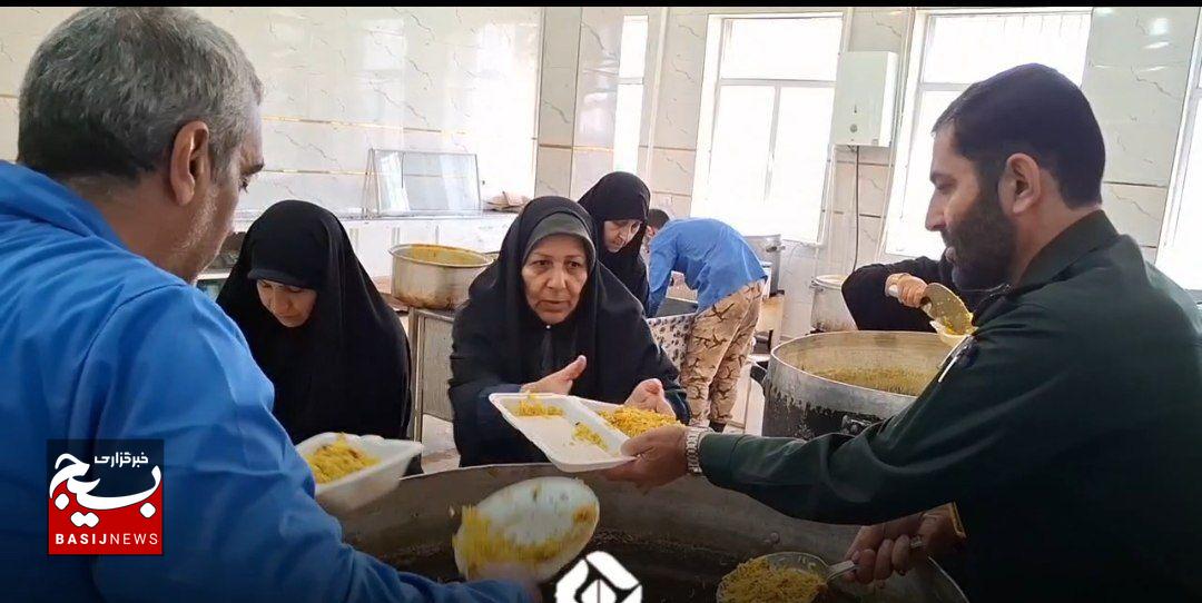 توزیع ۲هزار بسته معیشتی بین نیازمندان
