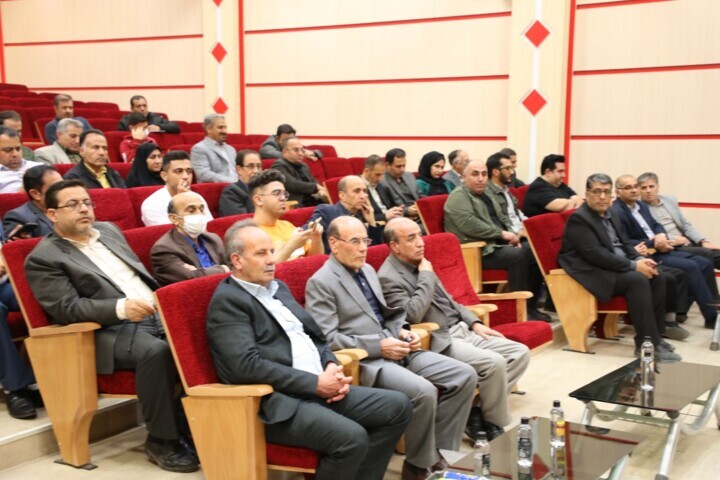 همکاری دولت و مجلس کلیدحل مشکلات است
