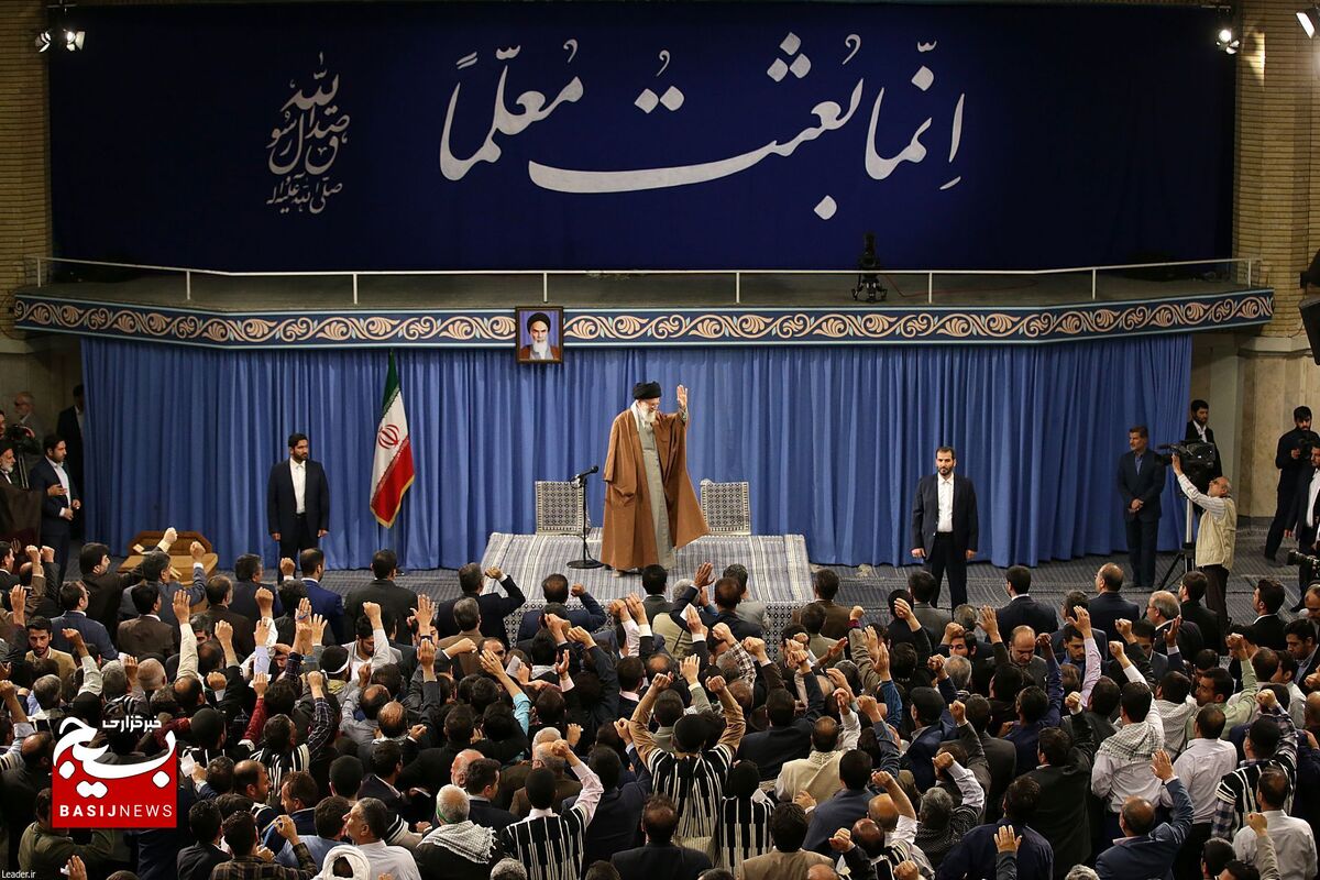 جمعی از معلمان سراسر کشور چهارشنبه با رهبر معظم انقلاب دیدار می‌کنند
