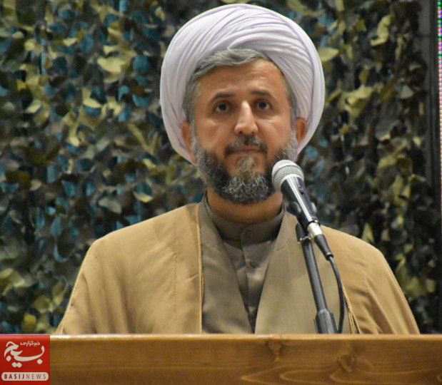 شهید مطهری شهیدی است که در راه خدا و دین پافشاری نمود / در جنگ رسانه ای باید ایمان را نگه داشت و با منحرفین مبارزه کرد
