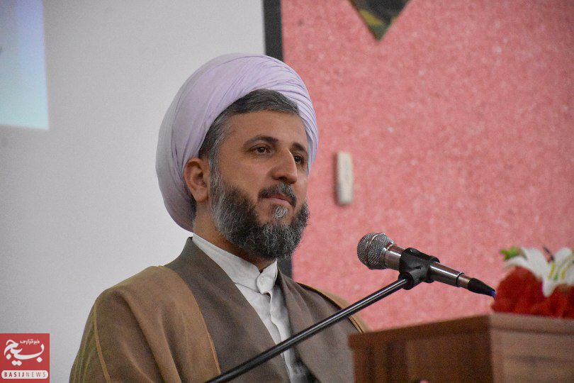 اگر جایگاه ولی فقیه را نشناسیم گمراه خواهیم شد اگر جایگاه ولی فقیه را نشناسیم گمراه خواهیم شد