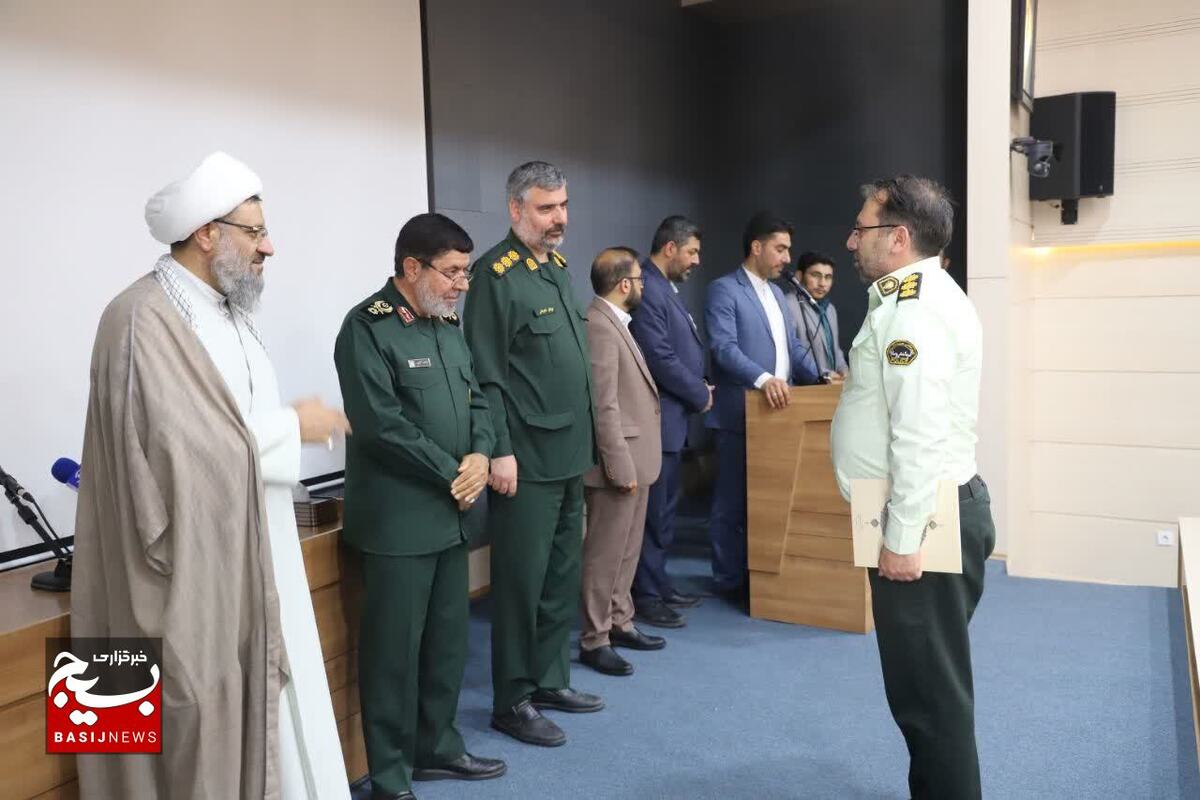 برگزاری همایش«در مدار امید» به همت روابط عمومی سپاه صاحب الامر(عج) استان قزوین