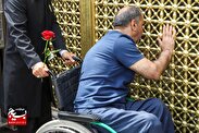 تشرف جمعی از جانبازان ۷۰ درصد مشهدی به حرم مطهر رضوی+تصاویر