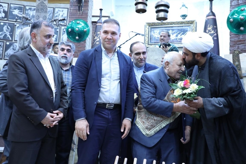 برگزاری مراسم روز بسیج ورزشکاران و ترویج فرهنگ پهلوانی در زورخانه شهدای کن + تصاویر برگزاری مراسم روز بسیج ورزشکاران و ترویج فرهنگ پهلوانی در زورخانه شهدای کن + تصاویر