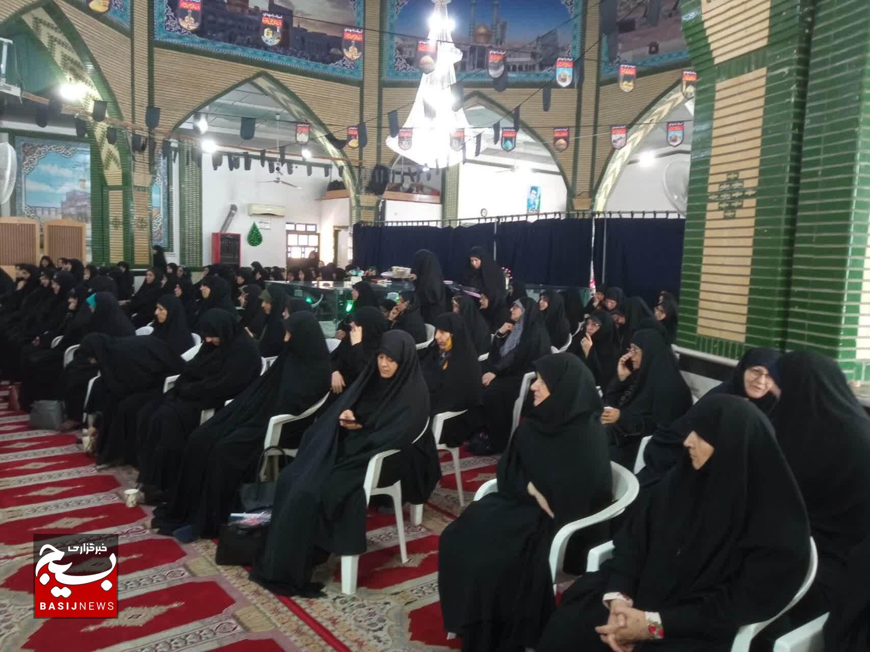 خون شهید آشکارکننده حقیقت است
