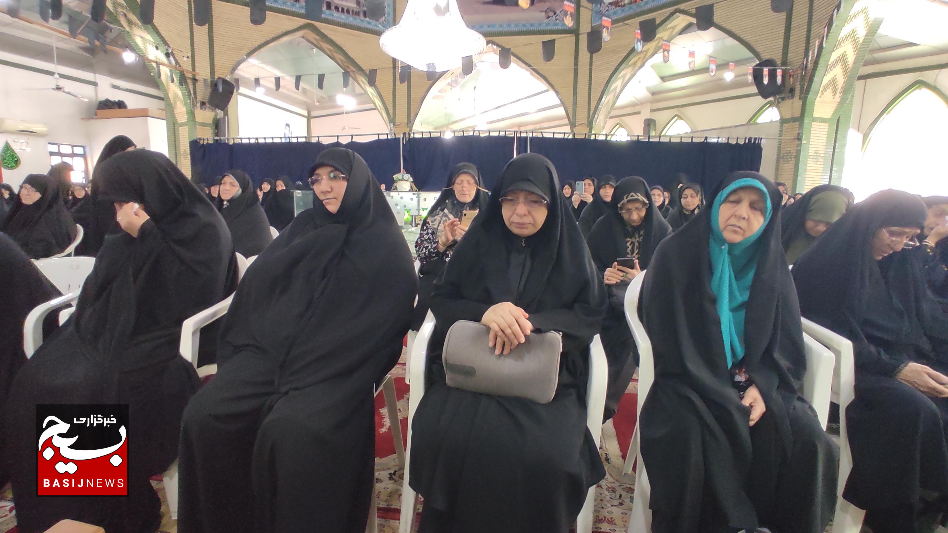 خون شهید آشکارکننده حقیقت است