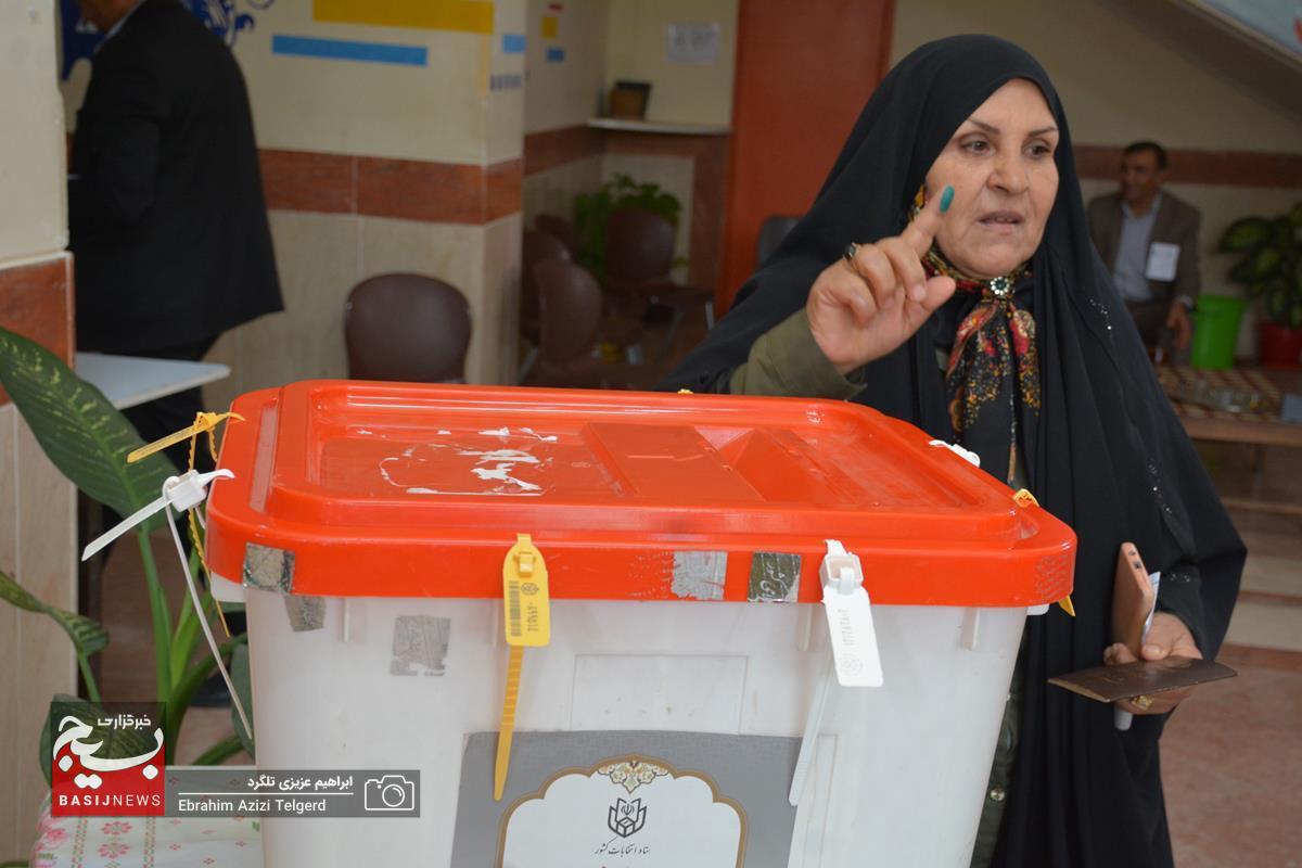تصاویر جالب و دیدنی از انتخابات در یاسوج  + (تصاویر)