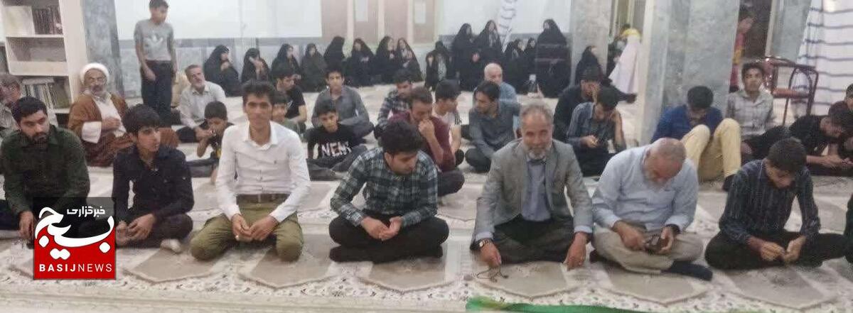 گردهمایی مداحان و شاعران آیینی شهرستان بن