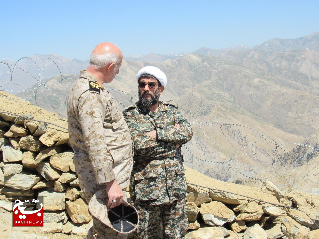 بازدید مسئول دفتر نمایندگی ولی فقیه سپاه استان با رزمندگان مناطق مرزی تیپ 36 انصارالمهدی(عج)