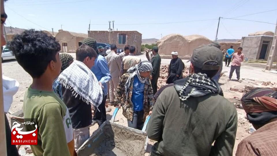 حضور جهادگران خراسان رضوی در دُرح/ ۲۰ روستای سربیشه از فعالیت های تبلیغی بهرهمند میشوند حضور جهادگران خراسان رضوی در دُرح/ ۲۰ روستای سربیشه از فعالیت های تبلیغی بهرهمند میشوند