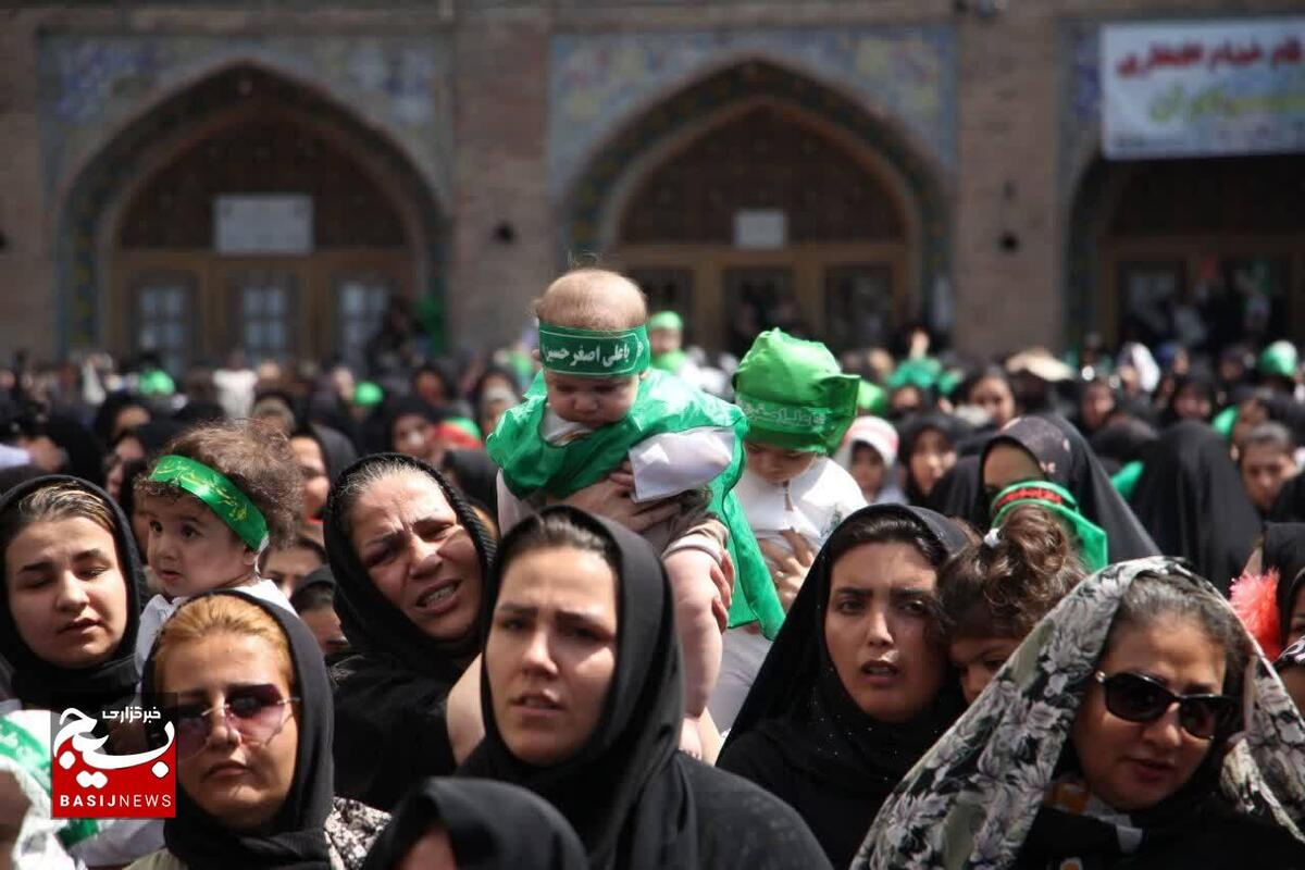 همایش شیرخوارگان حسینی در امامزاده حسین(ع) قزوین برگزار شد