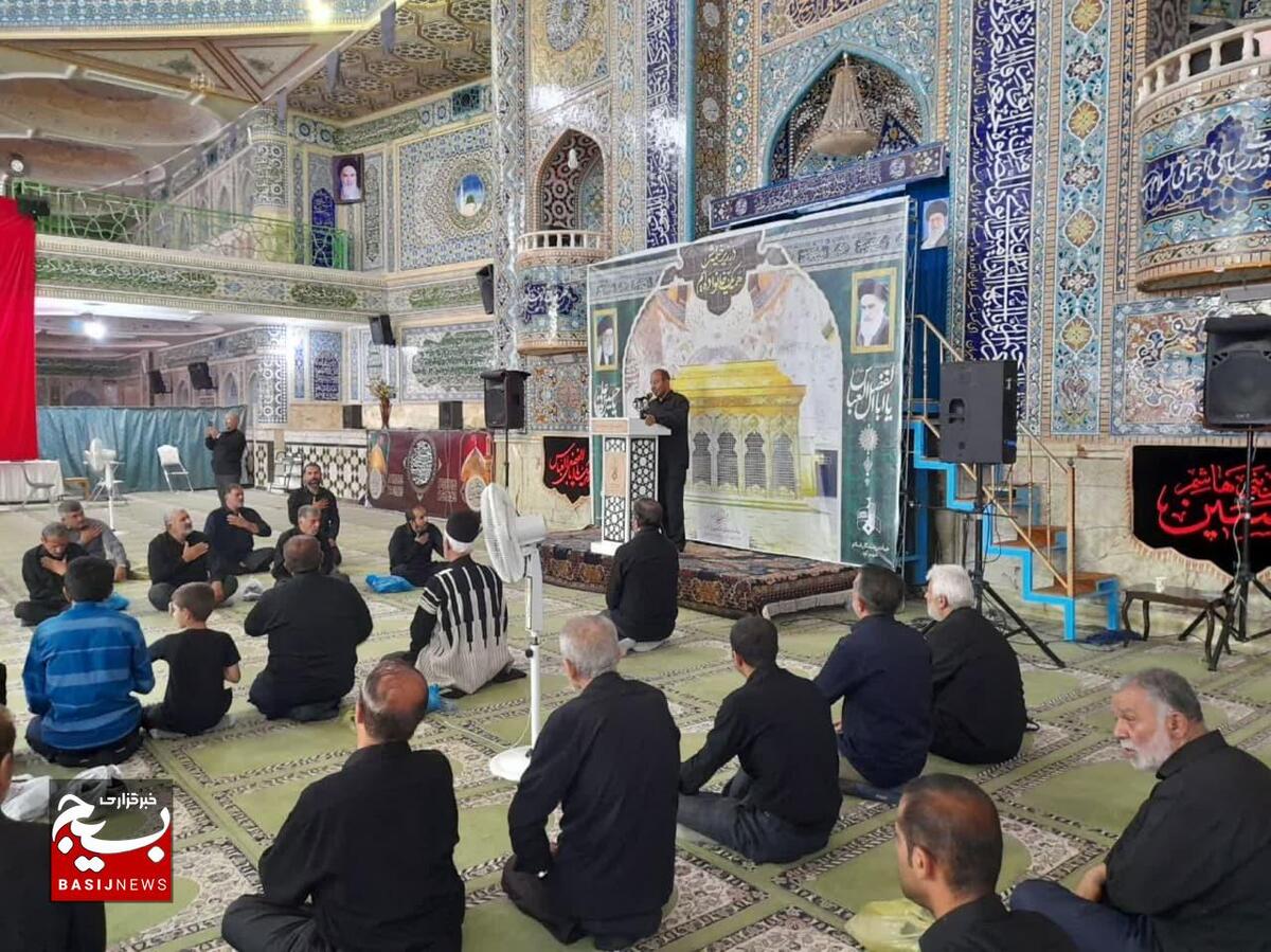 اجتماع بزرگ عزاداران روز عاشورا در مصلای شهرکرد