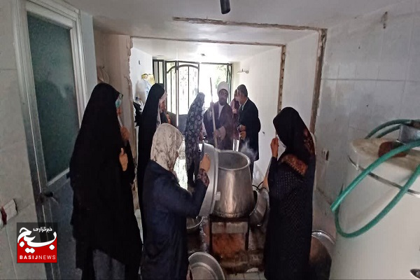 مسجدی با اتحاد و همدلی/ از جذب نونهالان و نوجوانان تا همراهی با کهنسالان/ مسجدی الگو برای فعالیت‌های فرهنگی، اجتماعی و مذهبی با پیوست رسانه‌ای + عکس