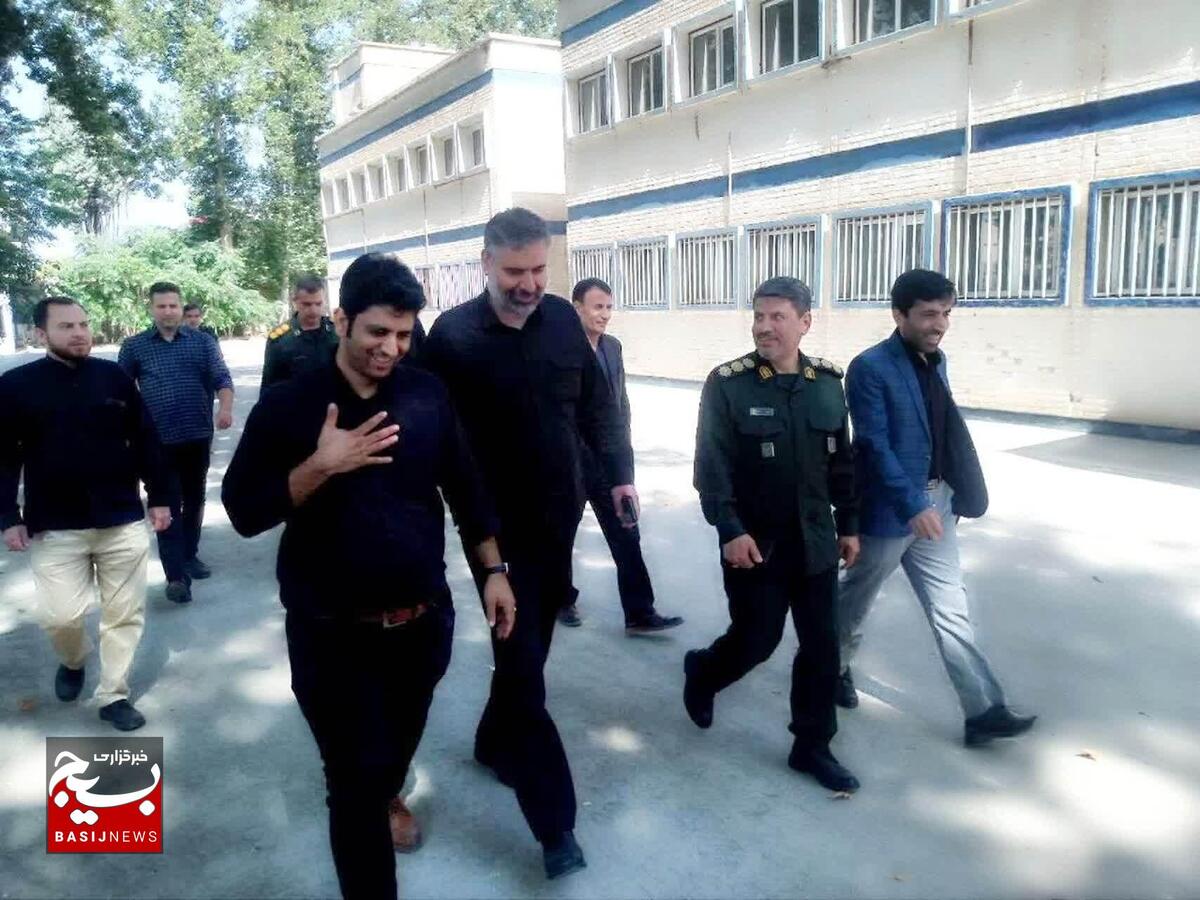 معاونت علمی سپاه حامی مراکز رشد و فعالان تولیدی است