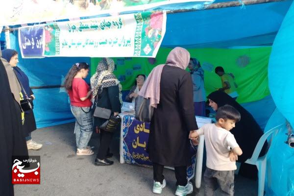 گروه جهادی دستان مهربان خالق گل لبخند بر لبان ایتام ملایری