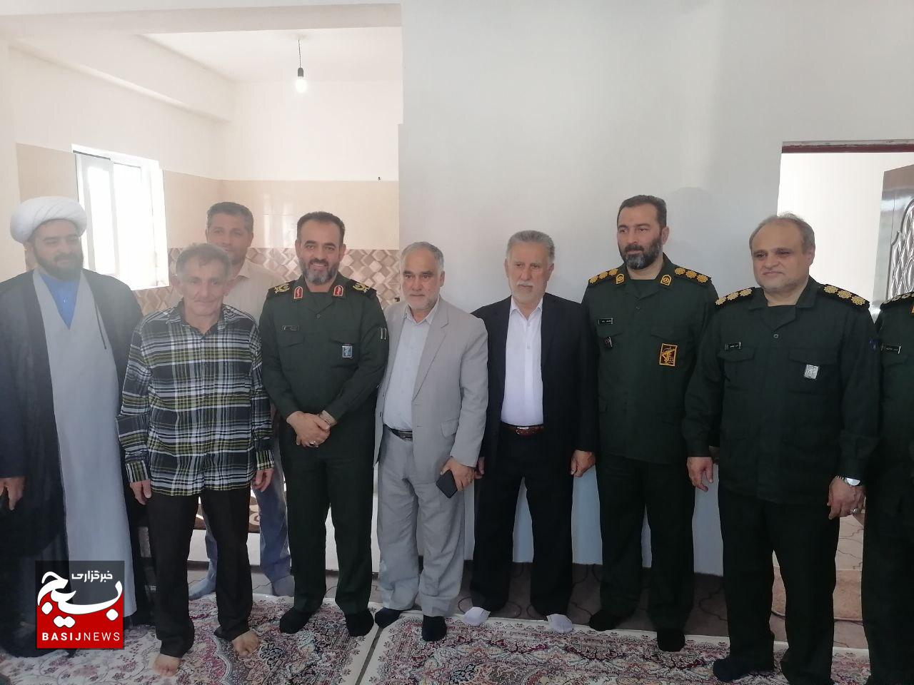 دیداربا خانواده شهید ،افتتاح و بازدید چند پروژه عمرانی دیداربا خانواده شهید ،افتتاح و بازدید چند پروژه عمرانی