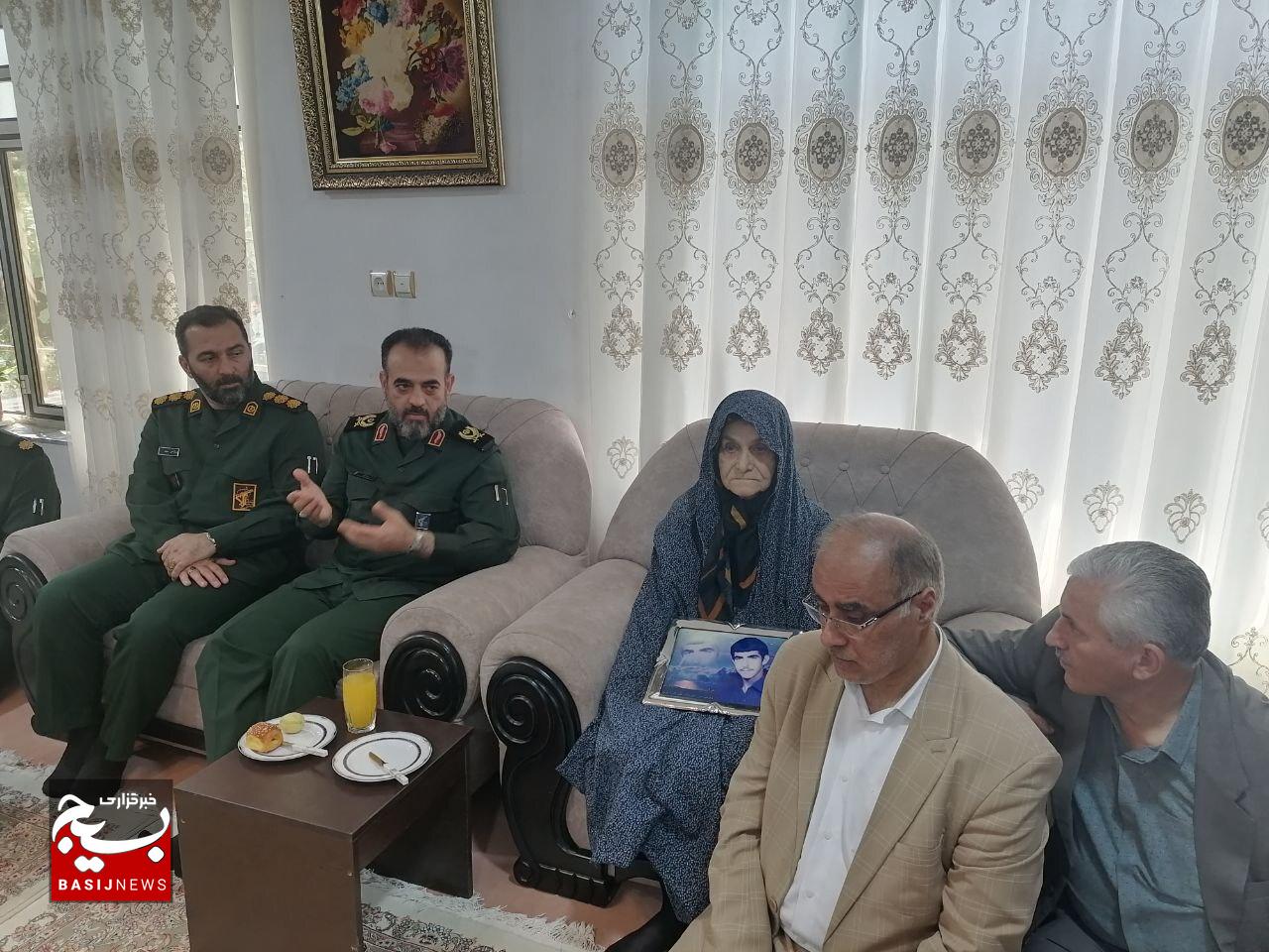 دیداربا خانواده شهید ،افتتاح و بازدید چند پروژه عمرانی دیداربا خانواده شهید ،افتتاح و بازدید چند پروژه عمرانی