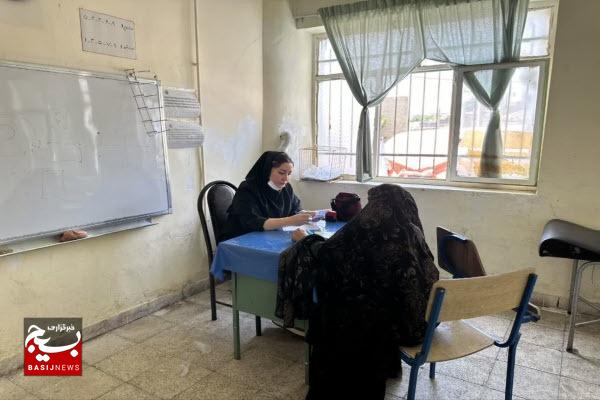 برپایی بیمارستان صحرایی و اردوی جهادی در روستای دهلق ملایر