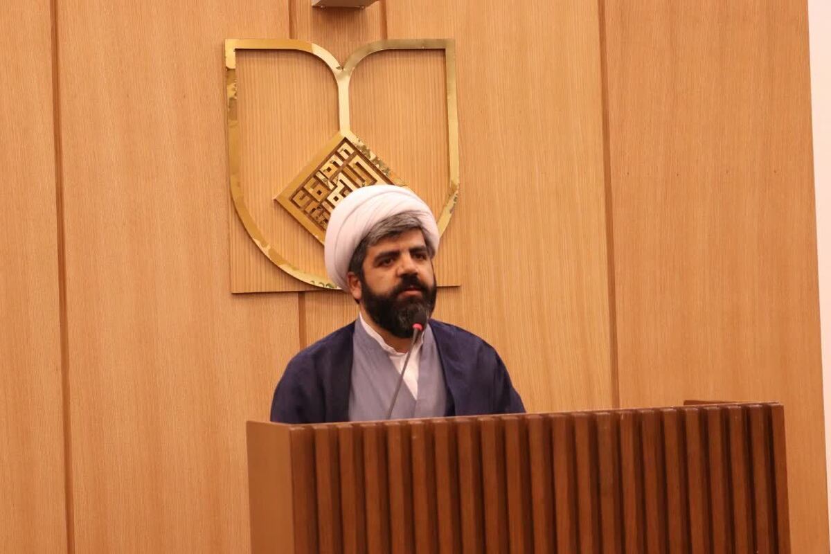 اعزام دانشجویان دانشگاه های آزاد اسلامی استان اصفهان به مشهد مقدس