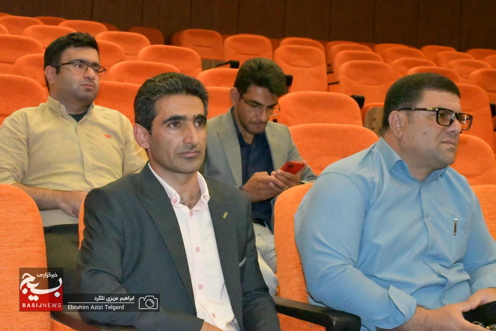 برگزیدگان دومین سوگواره شعر عاشورایی در یاسوج معرفی شدند + (تصاویر) برگزیدگان دومین سوگواره شعر عاشورایی در یاسوج معرفی شدند + (تصاویر)