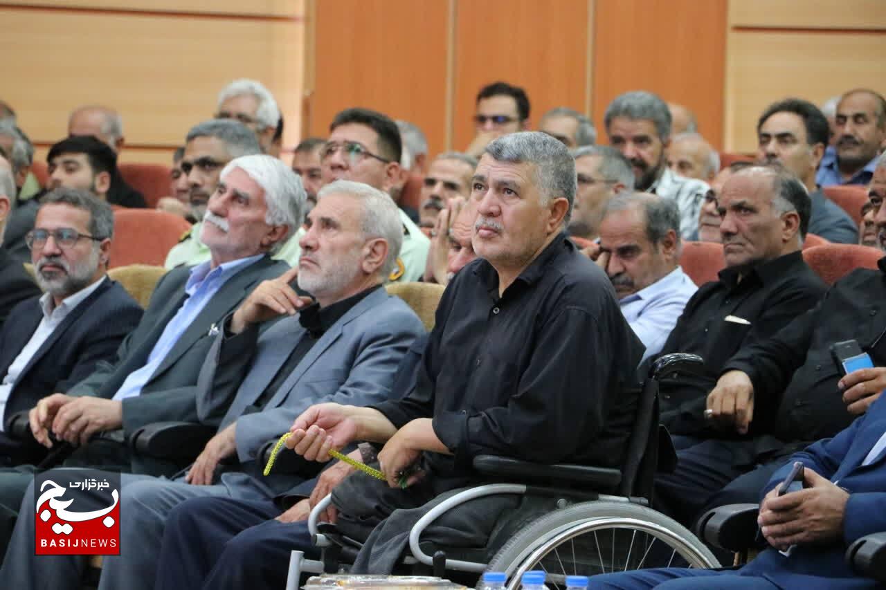 کنگره ملی شهدای غریب اسارت استان زنجان برگزارشد