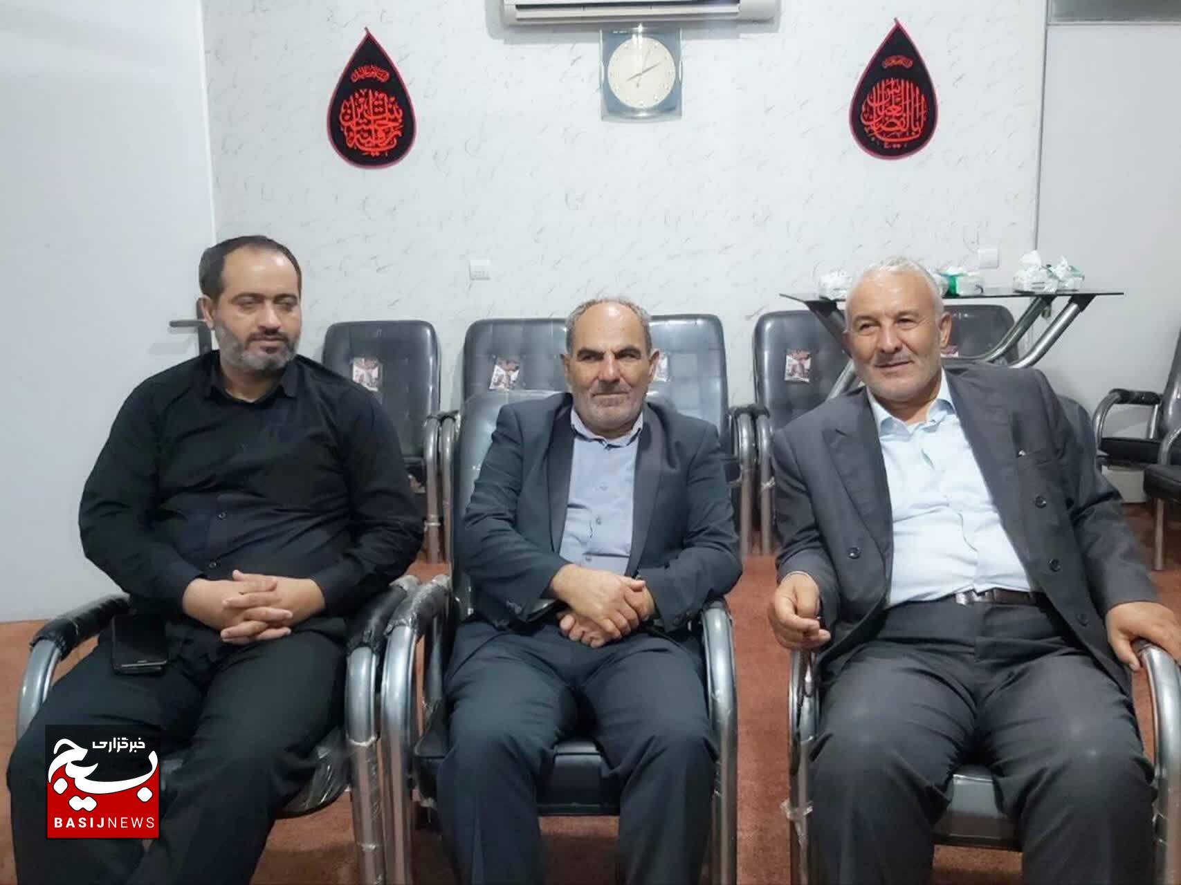 تداوم آزادگی و استمرار پاسداری از انقلاب اسلامی از رسالت های آزادگان است تداوم آزادگی و استمرار پاسداری از انقلاب اسلامی از رسالت های آزادگان است