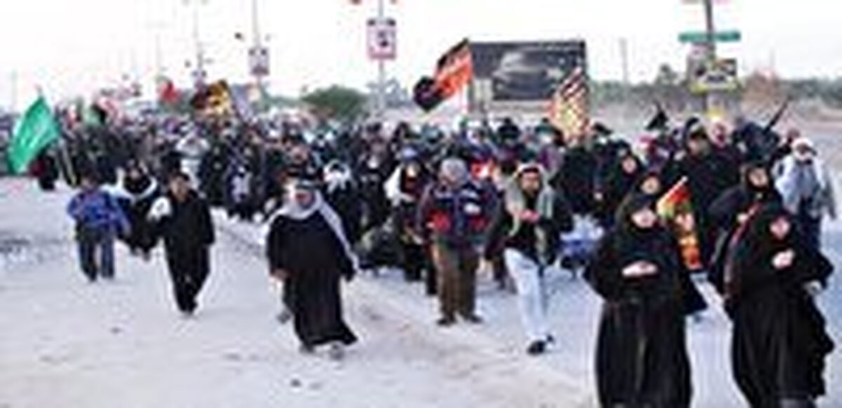 خانم‌ها می‌توانند به زیبایی آنچه را که می‌بینند برای فرزندان‌شان و برای نسل‌های آینده به یادگار بگذارند و راویان بسیار خوبی هستند. اربعین هم امروز به روایت نیاز دارد و نیاز دارد در جای‌جای کشور و در جای‌جای جهان منتشر شود. این وظیفه و رسالت روایتگری بر عهده زنان است
