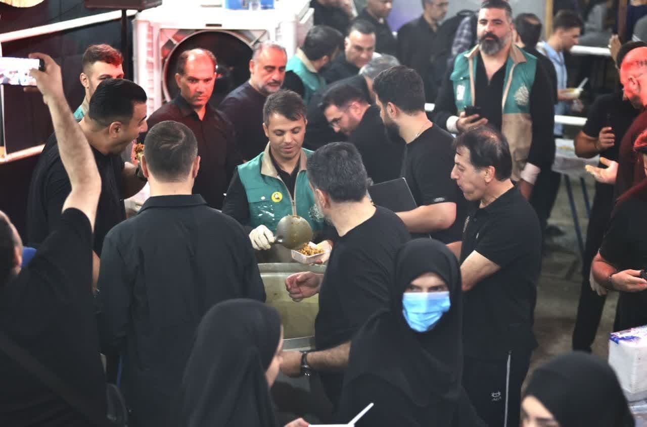 حضور پررنگ جامعه ورزش در راهپیمایی بزرگ عاشقان حسینی در اربعین