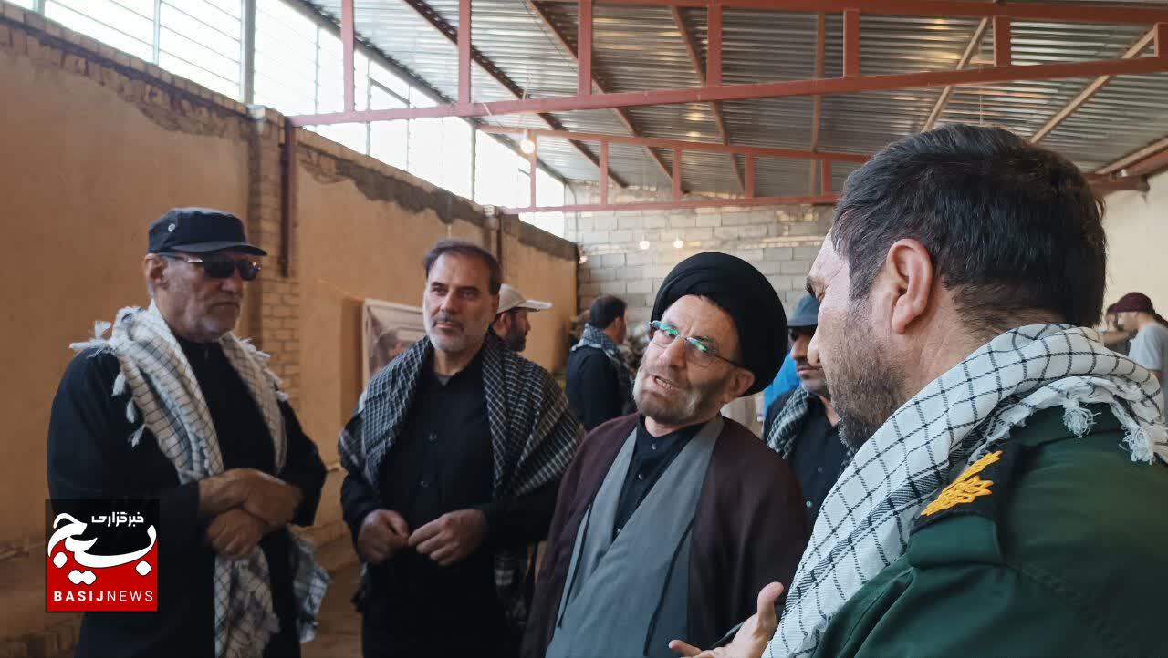 بازدید نماینده ولی فقیه استان لرستان و جانشین فرماندهی سپاه حضرت ابوالفضل (ع) از موکب های لرستان در مرز بین المللی مهران