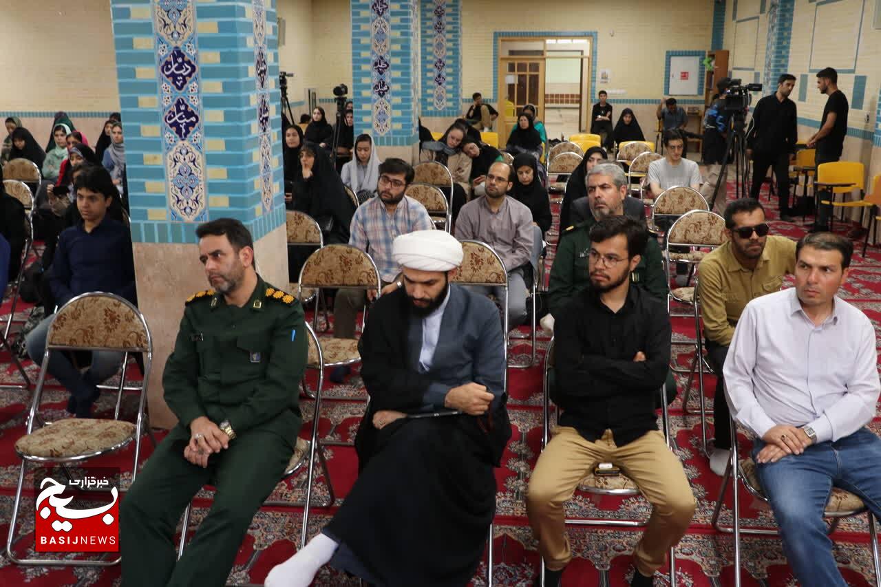 کارگاه معرفی شهید سپهبد حاج قاسم سلیمانی به روایت تصویر