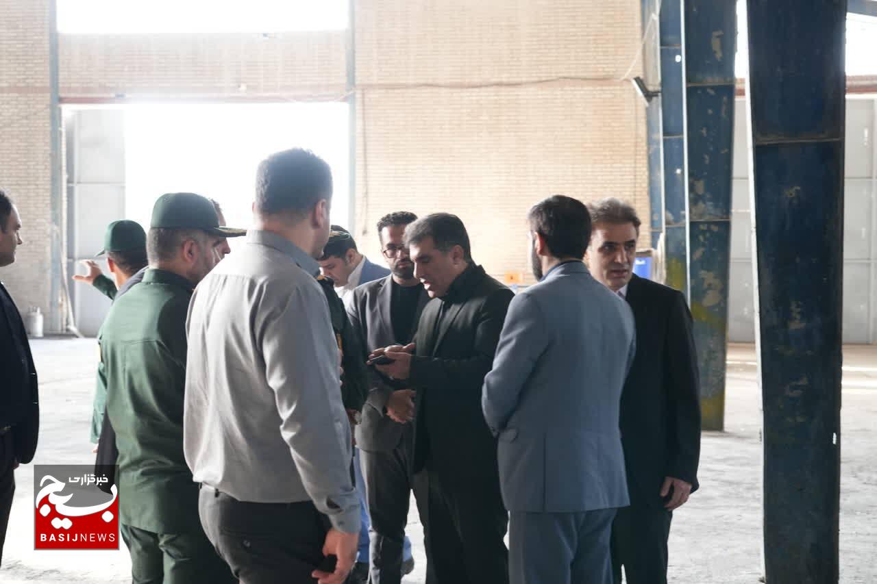 بازدید فرمانده سپاه استان لرستان از شهرک صنعتی شماره ۲ خرم آباد