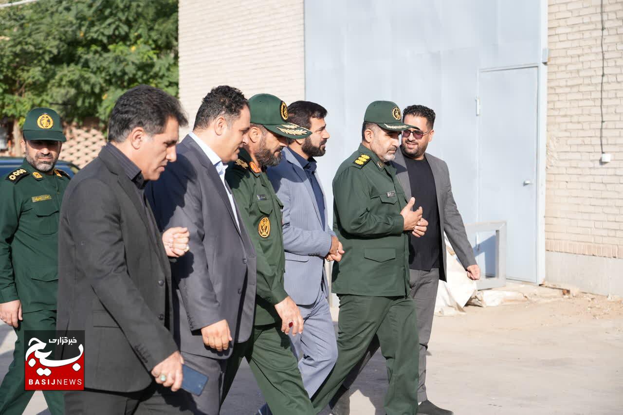 بازدید فرمانده سپاه استان لرستان از شهرک صنعتی شماره ۲ خرم آباد