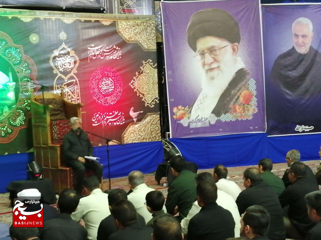 آیین سوگواری نیرو‌های مسلح کرمان به مناسبت ۲۸ صفر در حسینیه ثارالله + عکس