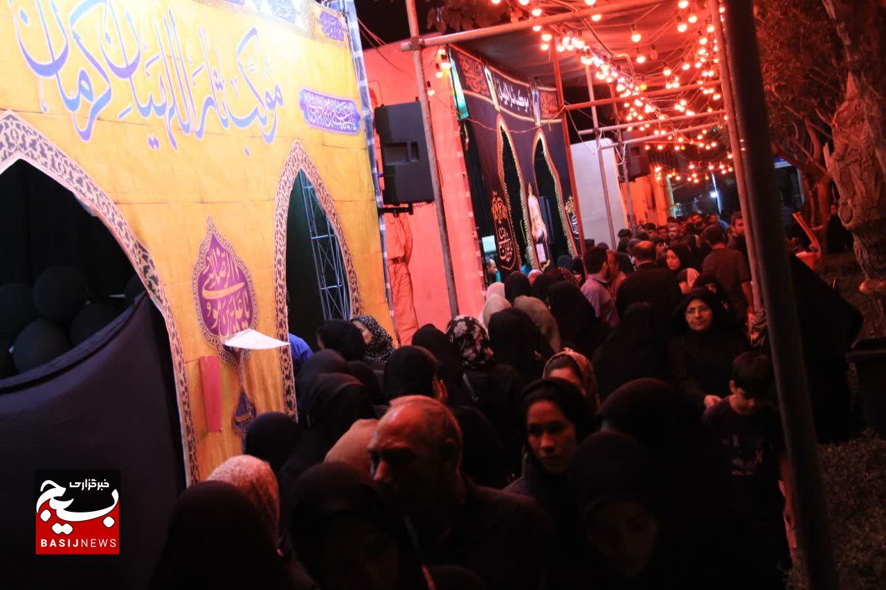 خدمت رسانی ثاراللهیان کرمان به مهمانان امام مهربانی ها