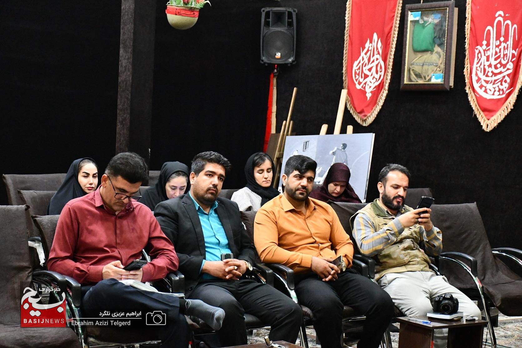مستند شهید پرواز در یاسوج رونمایی شد + (تصاویر) مستند شهید پرواز در یاسوج رونمایی شد + (تصاویر)