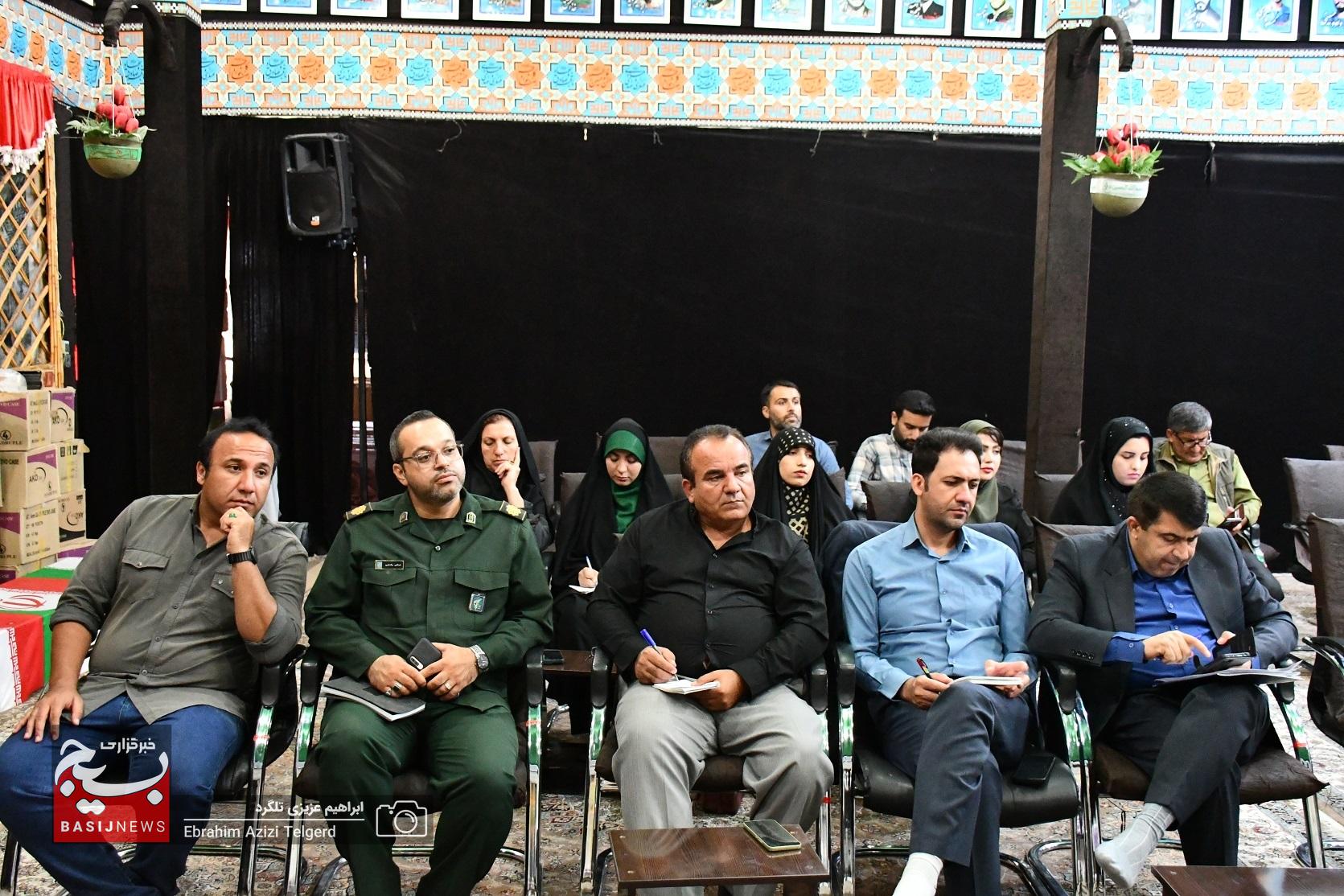 مستند شهید پرواز در یاسوج رونمایی شد + (تصاویر) مستند شهید پرواز در یاسوج رونمایی شد + (تصاویر)