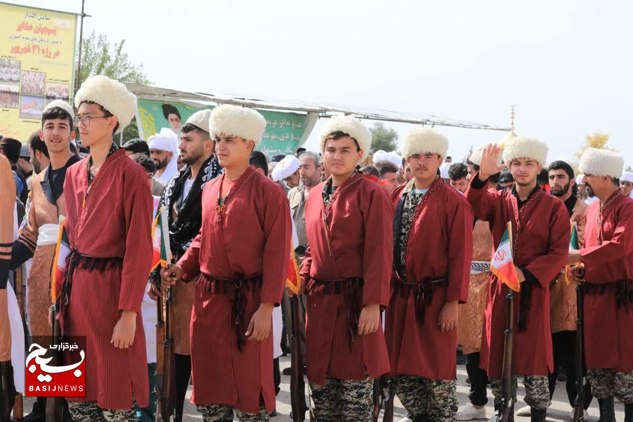 حضور بسیجیان عشایر در دانشکده شهید مطهری و آمادگی برای شرکت در‌رژه ۳۱ شهریور